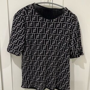 Fendi Top - size 48 (you can wear reversible)
